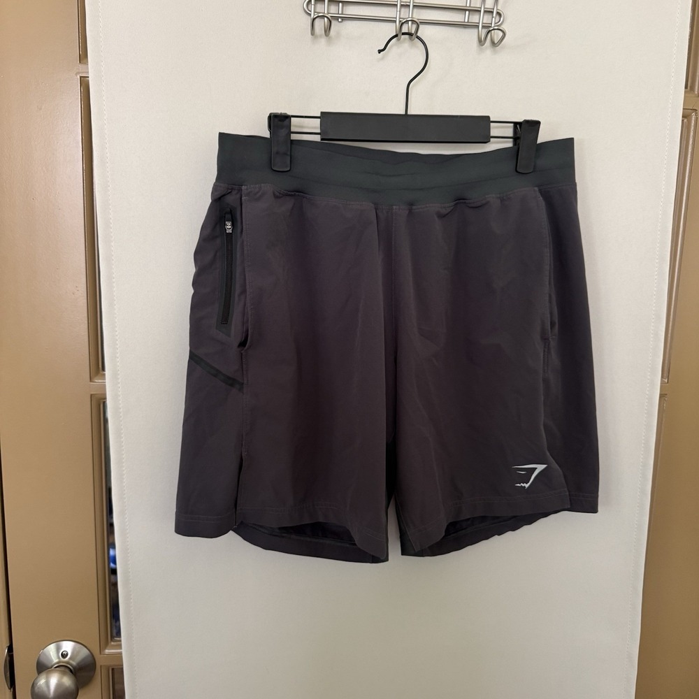Gymshark Men's Medium Dark Grey Athletic Work Out Shorts Running